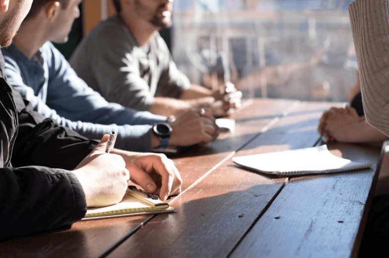 5 Ways Executives Can Inspire Their Teams to Success