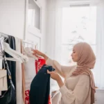 Why Brand Selection Matters When Buying Traditional Fashion Online