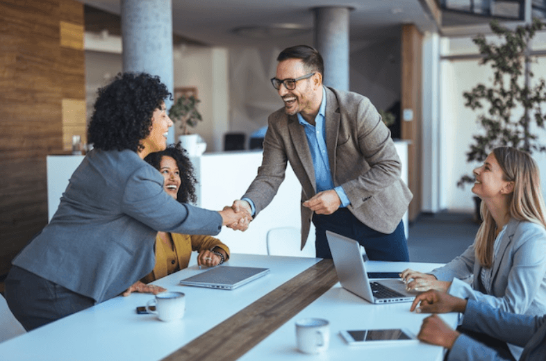5 Ways to Foster Strong Professional Relationships in Business