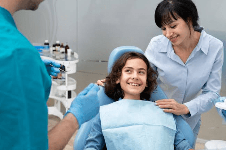 What Caregivers Should Bring To A Family Dental Appointment
