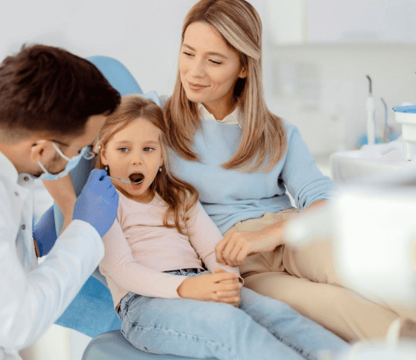 How Family Dentists Help Reduce Dental Anxiety For Kids