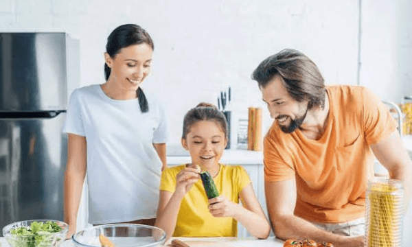 Creating Better Food Purchasing Habits for Busy Families